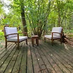 Dom wakacyjny Lushwood A Forest Retreat