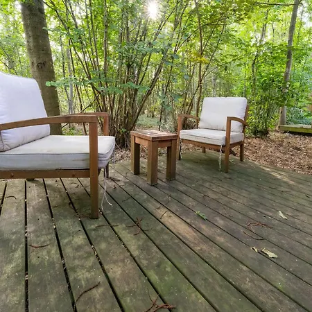 Lushwood A Forest Retreat *